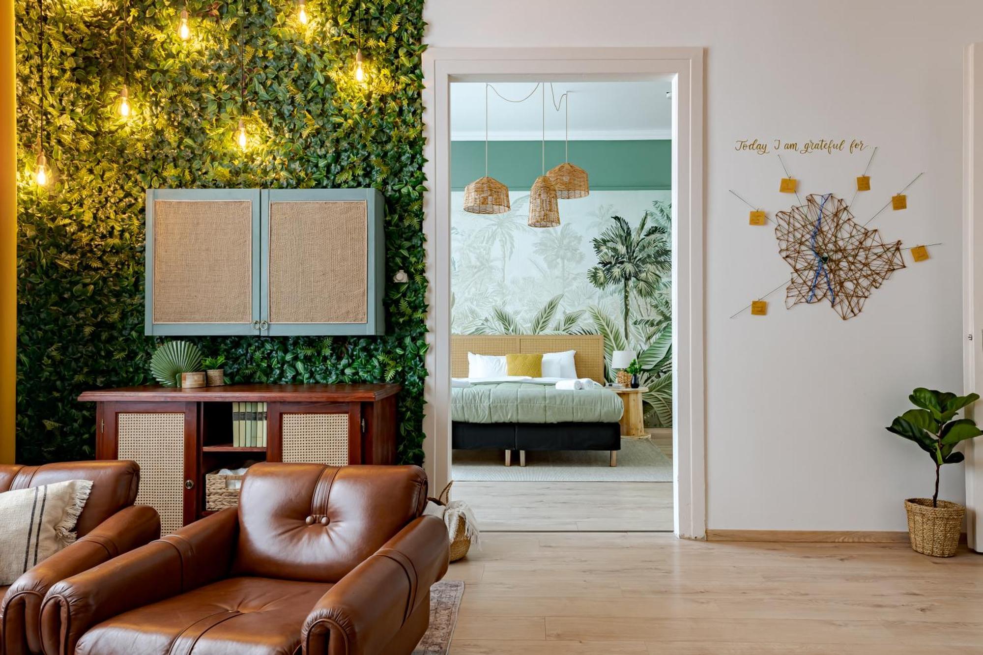 Jungle Aesthetics Downtown Apartman Aircon And Garage Parking Budapest Kültér fotó